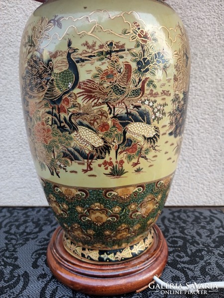 Chinese porcelain table lamp negotiable.