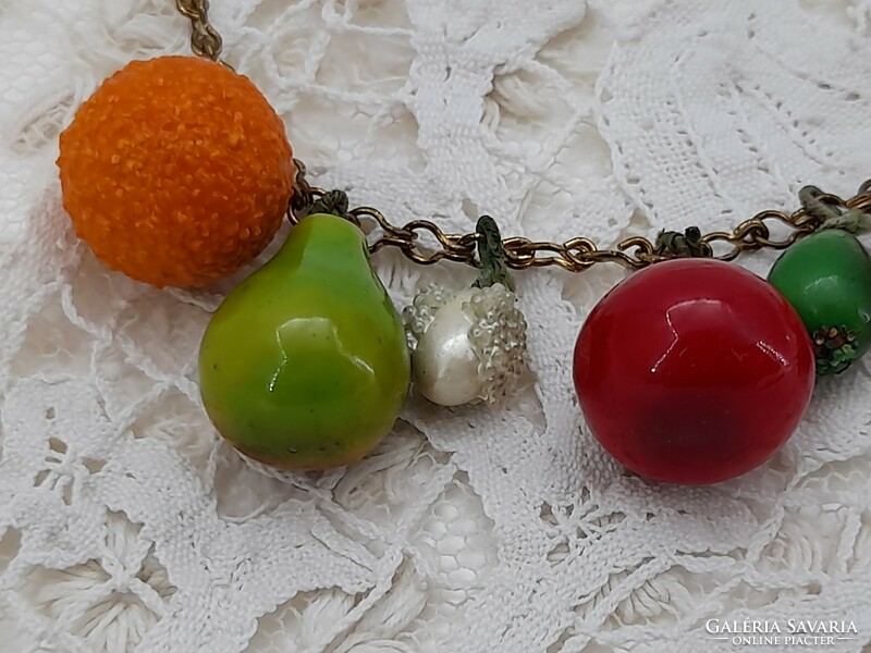 Vintage nyaklánc gyümölcsökkel, 38 cm
