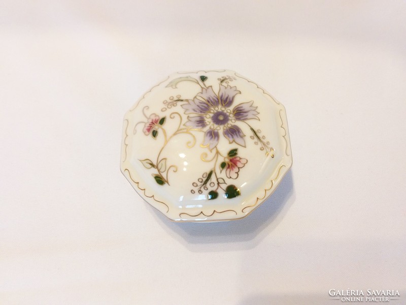 Zsolnay octagonal purple floral bonbonier/jewellery holder (no.: 24/256.)