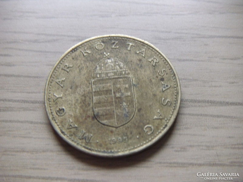 100   Forint    1995    Magyarország