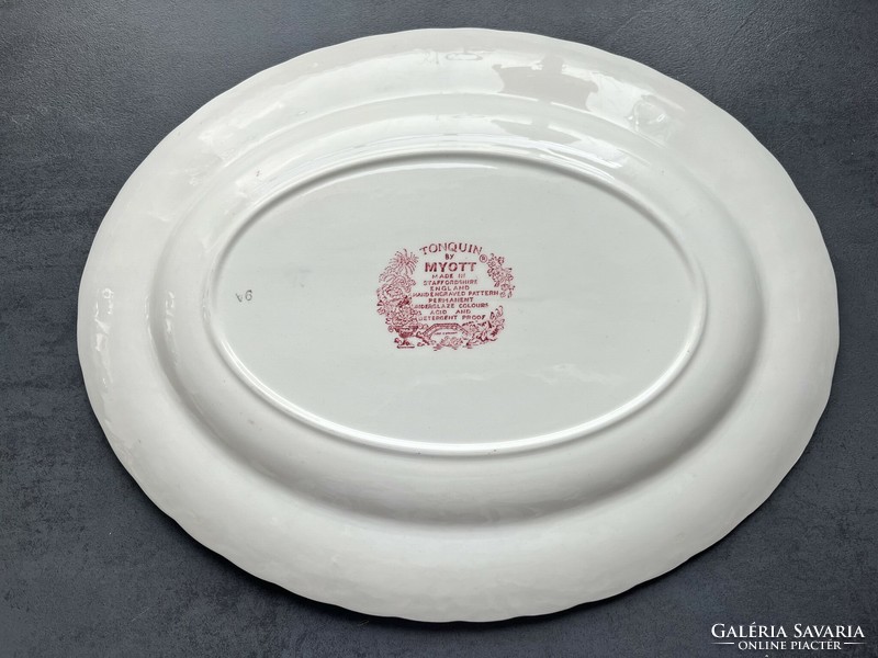A beautiful country-style myott, English earthenware, oval large roast or cake plate