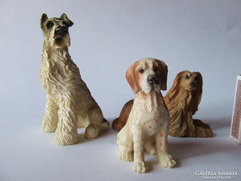 Very cute, larger size resin dog figurines - 3 pieces in one