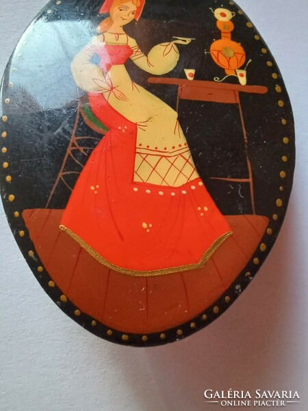 Hand painted Russian lacquer brooch