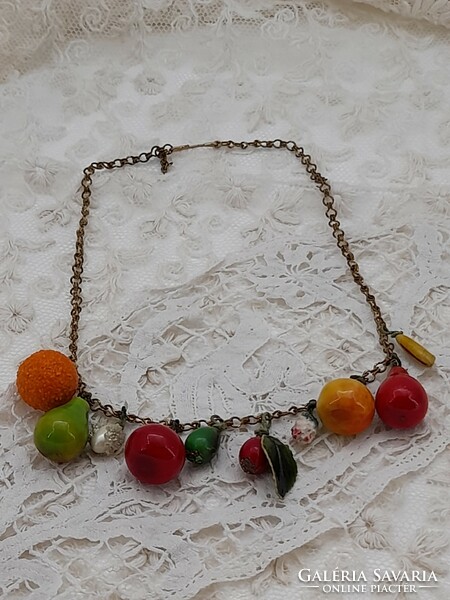 Vintage necklace with fruits, 38 cm