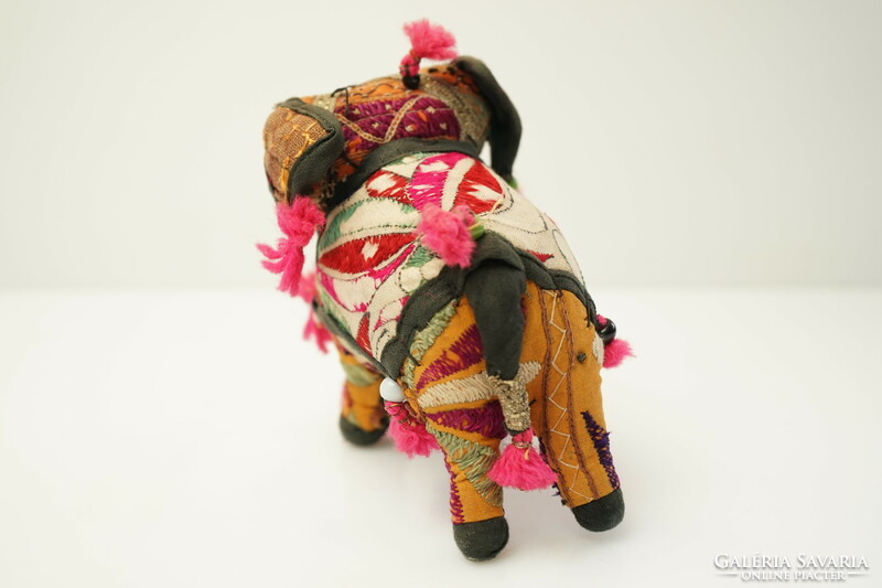 Retro Indian Patchwork Rajasthani Stuffed Toy Camel / Toy Figure / Old Pupu Camel / 70's