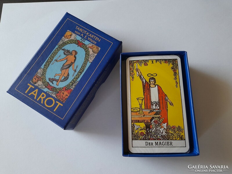 Tarot card