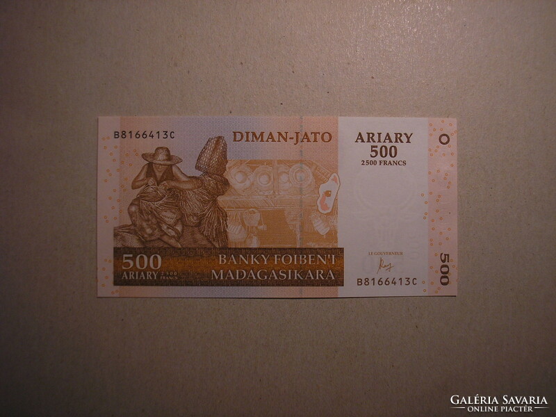 Madagascar-500 ariary 2004 unc
