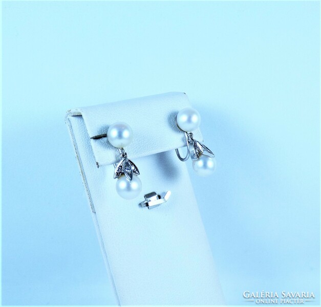 Beautiful 14k white gold earrings, diamonds and real pearls!!!