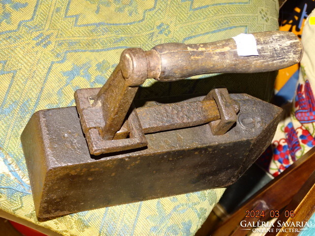 Antique solid iron tailor's iron with star of David mark (now meat press for grill)