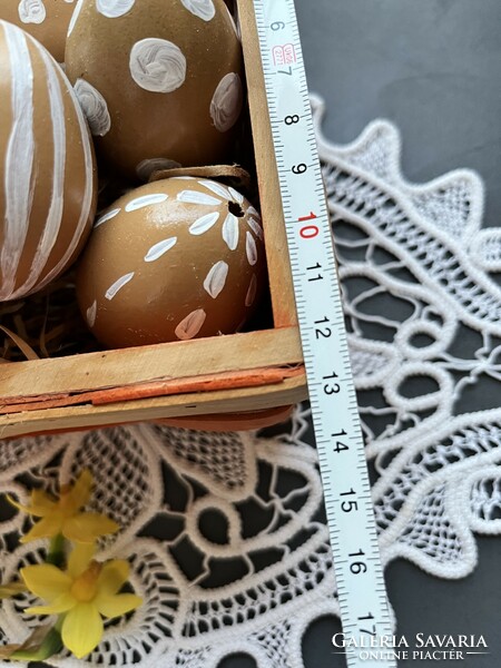 A basket of colorful male eggs