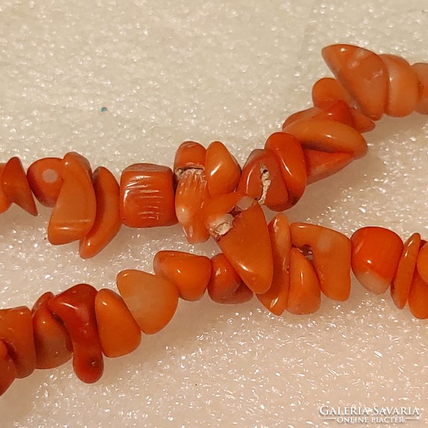 Természetes 60g Gyönyörű lazac/narancs korall nyakék 50cm