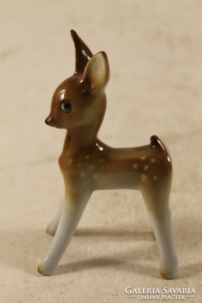 Porcelain deer 270