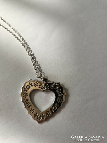 Silver necklace with heart pendant