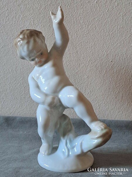 SZINTE INGYEN! HIBÁTLAN, ELSŐ OSZTÁLYÚ, HERENDI PISILŐ FIÚ / PUTTÓ PORCELÁN FIGURA