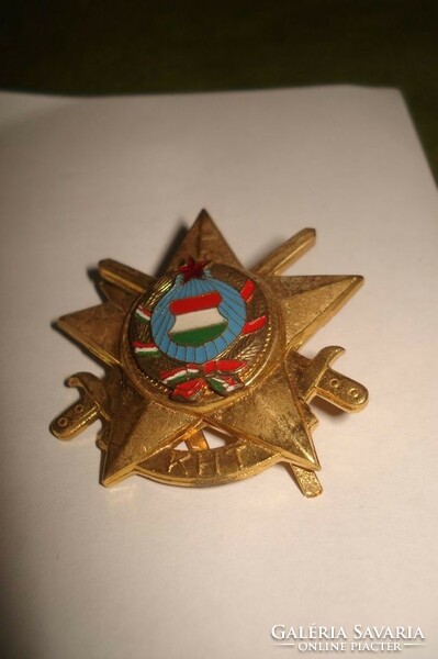 Kht national defense badge