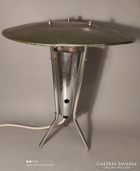 Mid Century Tripod asztali lámpa UFO