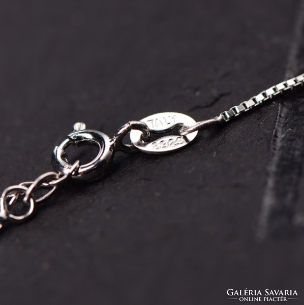 Rose quartz pendant with necklace - high quality piece - 11.3 g