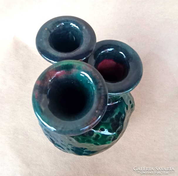 Multi-necked vase