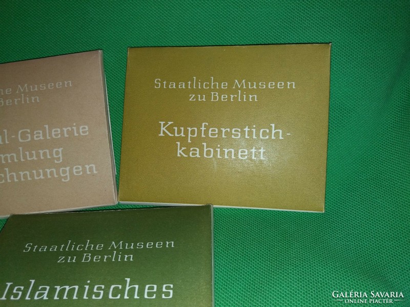 A collector's treat! Around 1950, the collection of souvenir shop photos of the Berlin museum