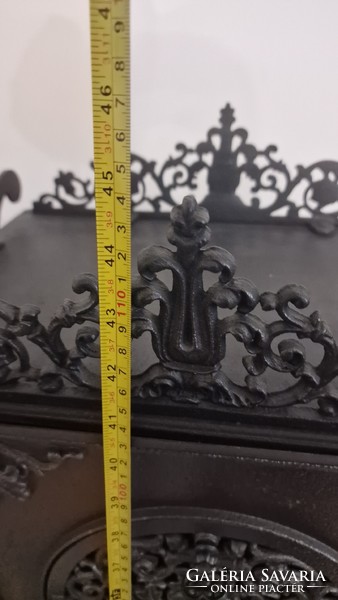 Cast iron stove with inscription 