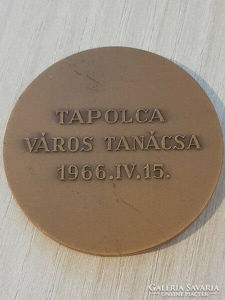Tapolca bronz emlék plakett 1966 - ból  Iván szignóval saját dobozában 6 cm
