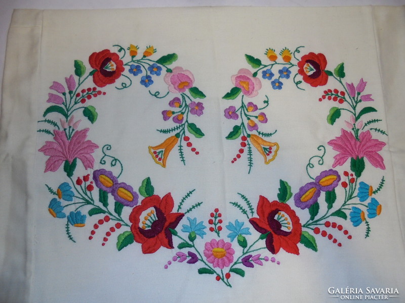 Kalocsai embroidered decorative pillow - heart pattern