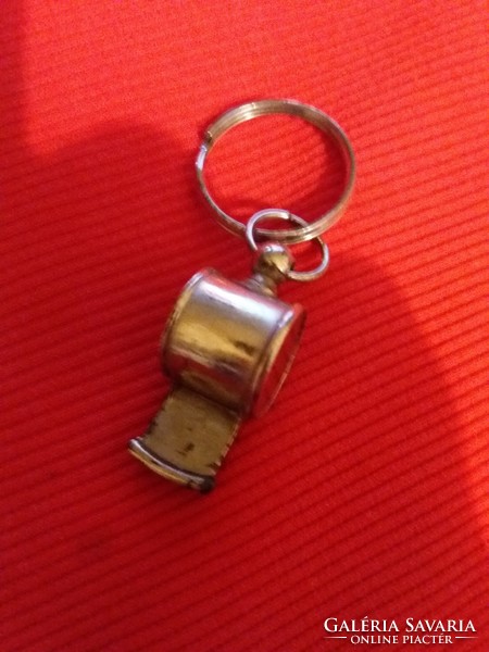 Retro metal keychain whistle decoration (it works when you blow into it) according to the pictures