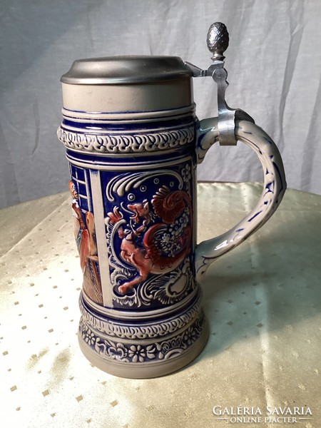 Figural ceramic beer mug with tin lid 24 cm.