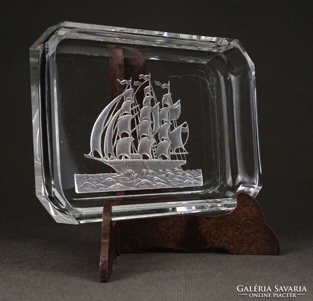 1K228 sailing ship decorative glass ashtray 8 x 12.5 Cm