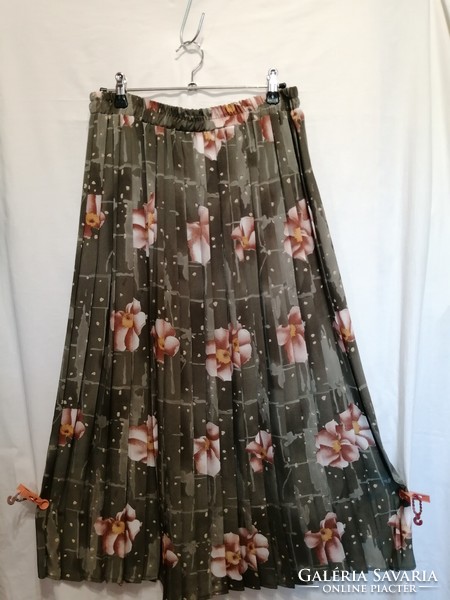46-48 women's elastic waist summer skirt