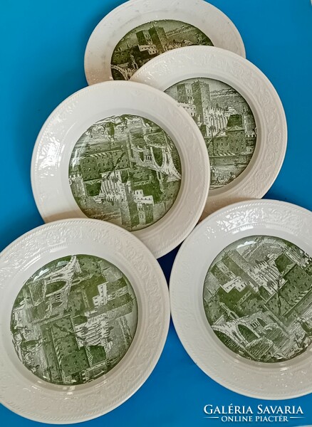 5 English decorative plates (Wedgwood?)