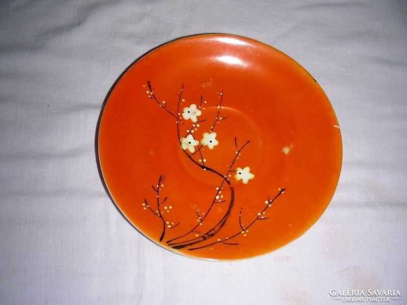 Oriental porcelain marked decorative plate