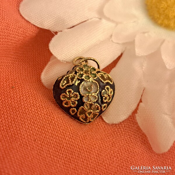 Gold-plated enamel pendant, fabulous. 2 cm