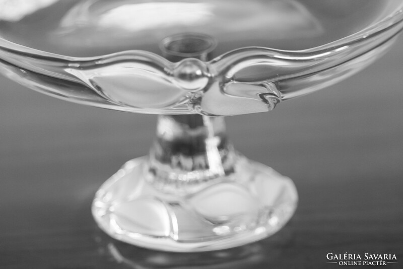 Charmingly elegant, beautifully shiny serving plate / cake plate