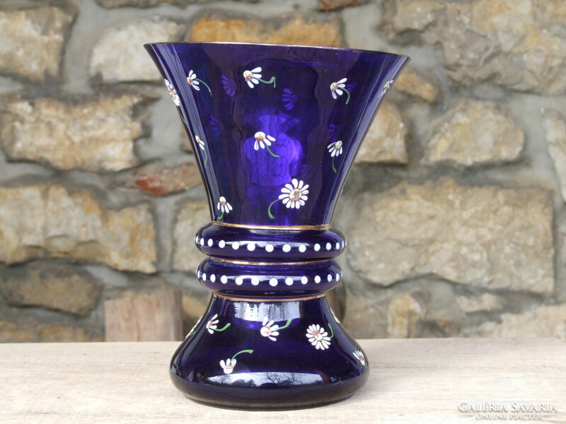 Parade glass vase (240225)