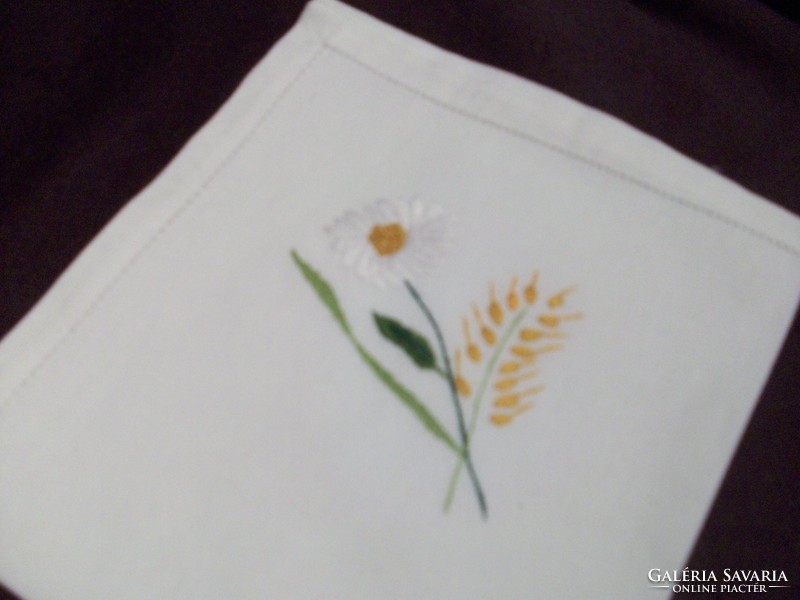 3 Pcs. Embroidered textile napkin 38 x 38 cm.