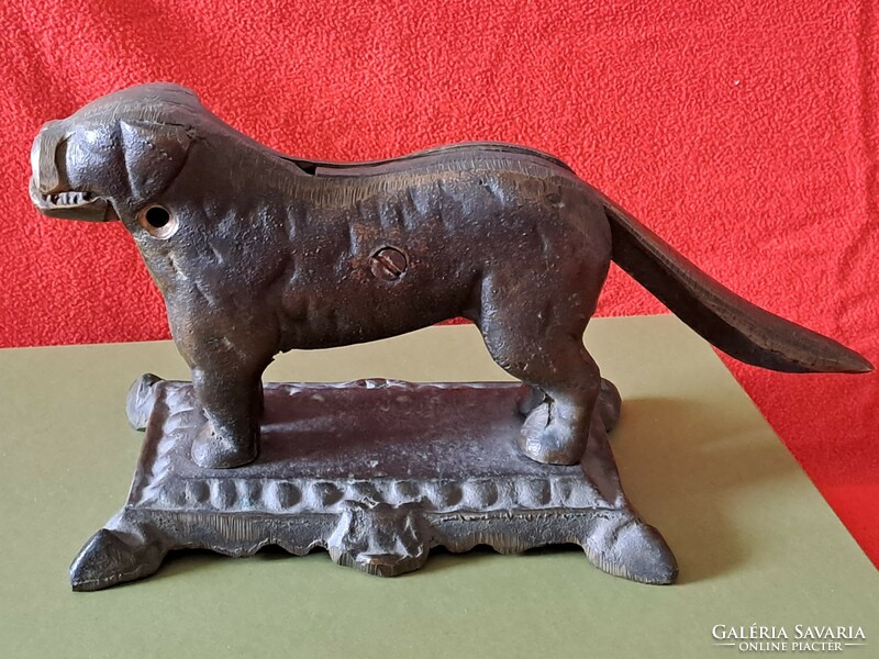 Rare! Large, antique, dog-shaped bronze / copper nutcracker