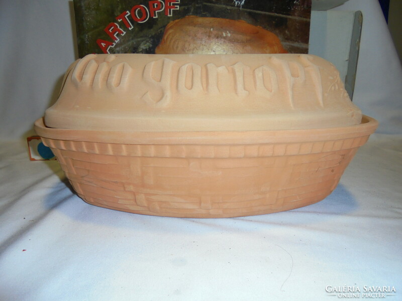 Stream dish, Roman dish, earthenware dish, baking dish with lid in box - never used