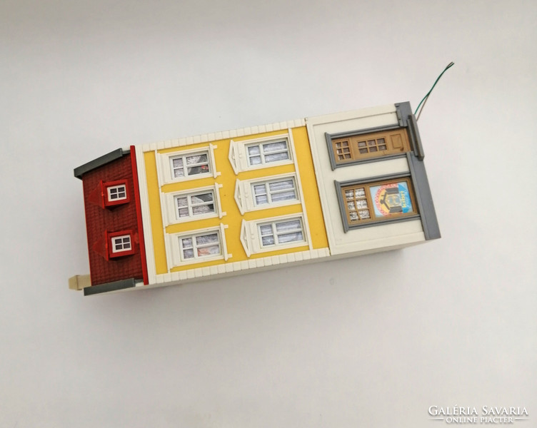 Model building - town house - field table model, model railway