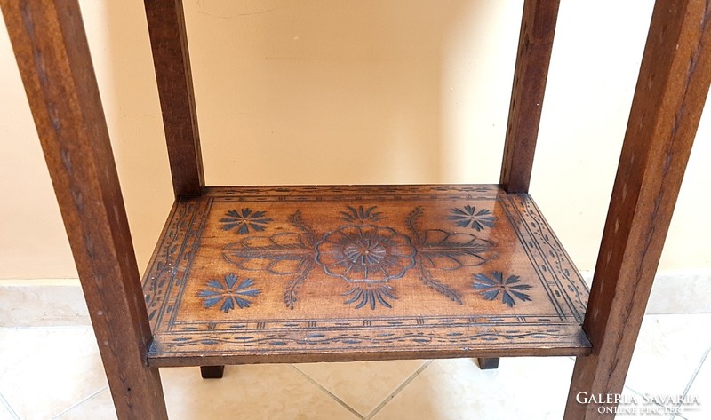 Sale!!! :) Antique/vintage wooden side table / with drawer - decorated with carvings