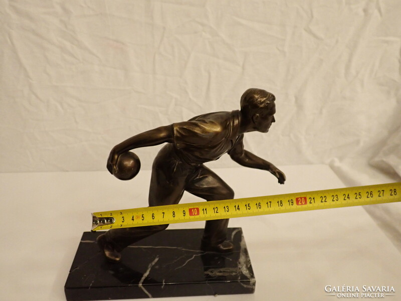 Bowling ...Bronze statue