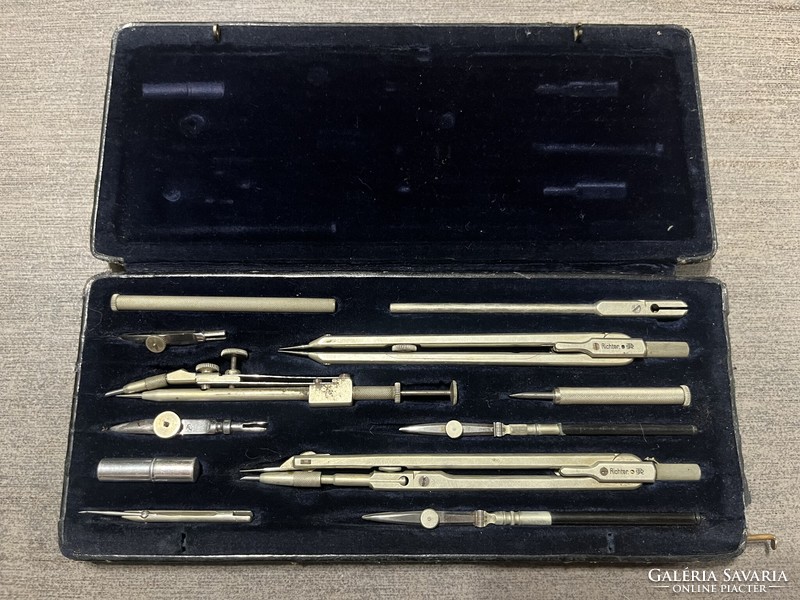 E.O. Richter & co. Präcision antique compass set from calderoni and co.