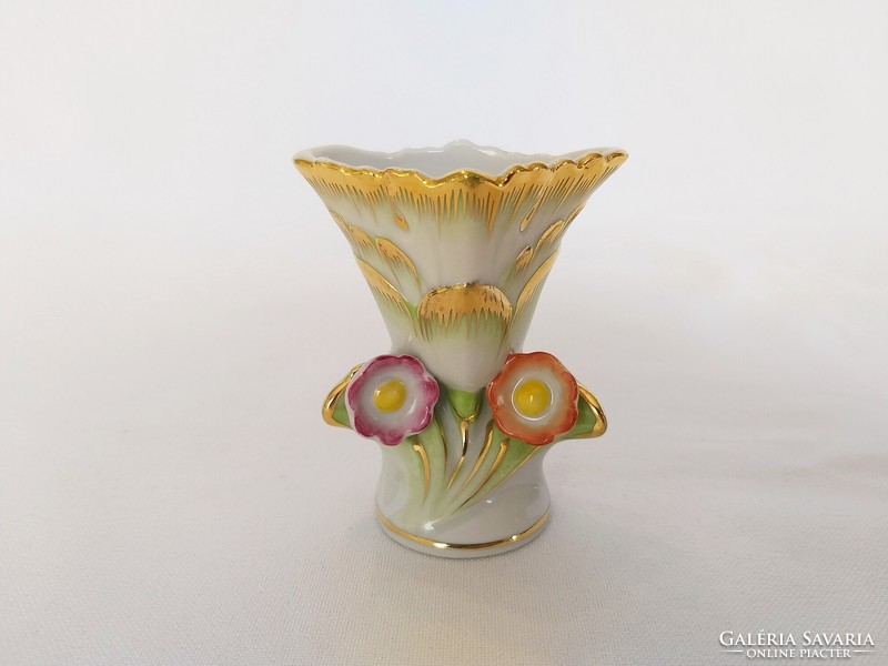 Small flower vase with Victoria pattern from Herend