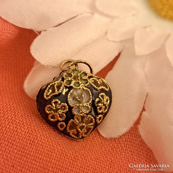 Gold-plated enamel pendant, fabulous. 2 cm