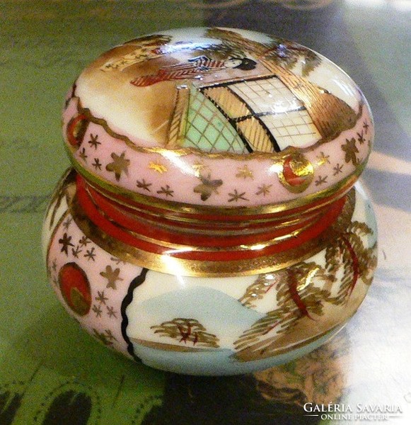 Japanese porcelain hand-painted bonbonier