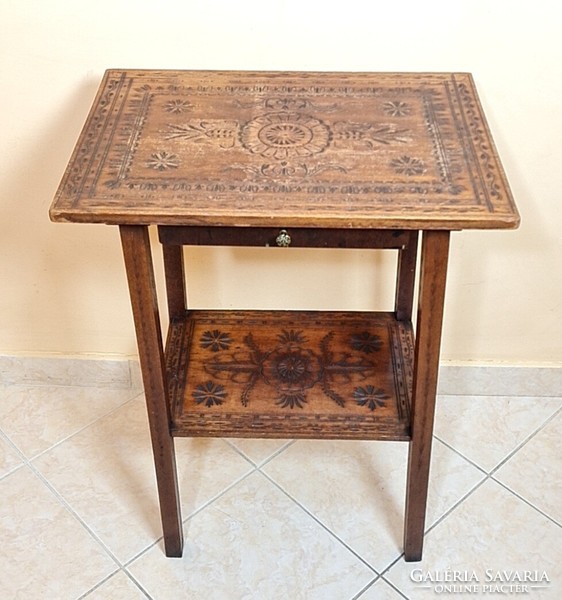 Sale!!! :) Antique/vintage wooden side table / with drawer - decorated with carvings