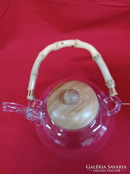 Glass teapot with bamboo lid and handle