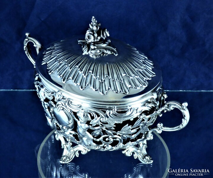 Wonderful antique silver bonbonier, Paris, CA. 1890 !!!