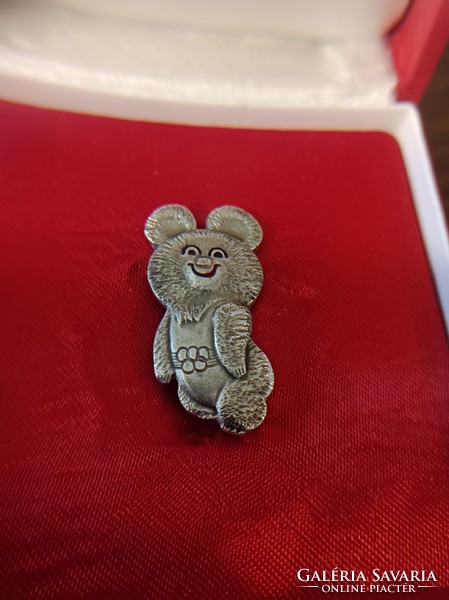 Misa teddy bear, badge, 20 x 35 mm, symbol of the Moscow Olympics, marked.