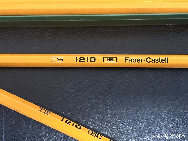 Faber castell new !!! Hb 1210 pencil plastic box 12 pieces 70s !!!